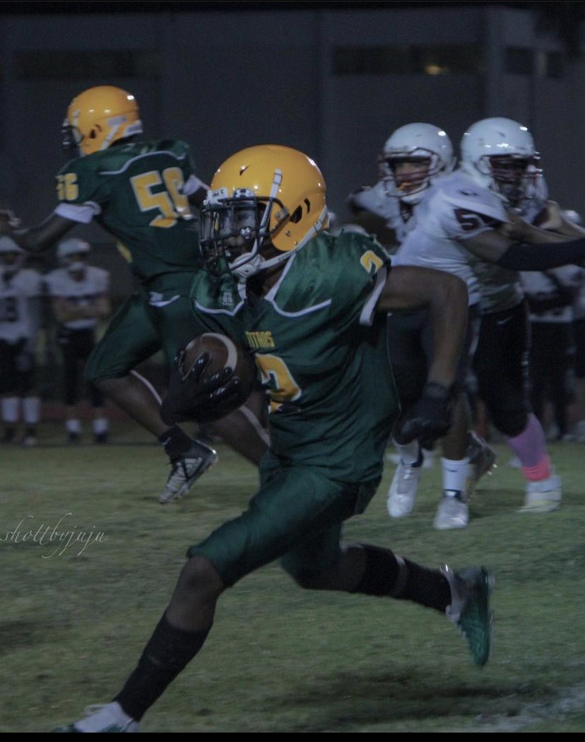Playing the sport i love 🏈🔥I had a good season next up #springgame