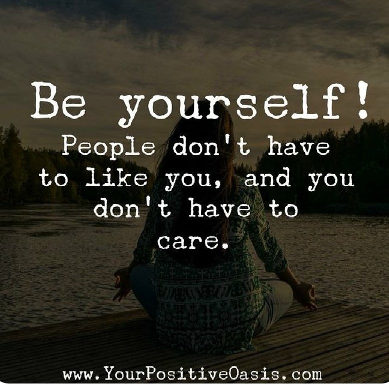 TrainerThee's tweet image. Be yourself! (Besides...everyone else is taken!!! 😋🤭😁) Day 7/7 #Runstreak2021 - starting to find it a tad addictive but not trying to get too obsessive! Watched 1st hr of #NYCMarathon then headed out this arvie to get #run7 done - &amp;amp; home just in time 2c the nail biting ending!