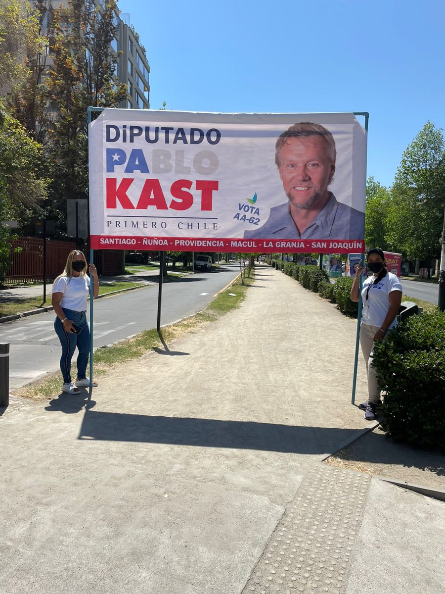 Pablo Kast tweet media