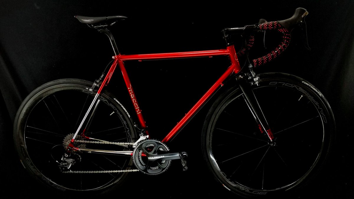 オーバーサイズパイプにコロンバスフォークのクロモリフレーム