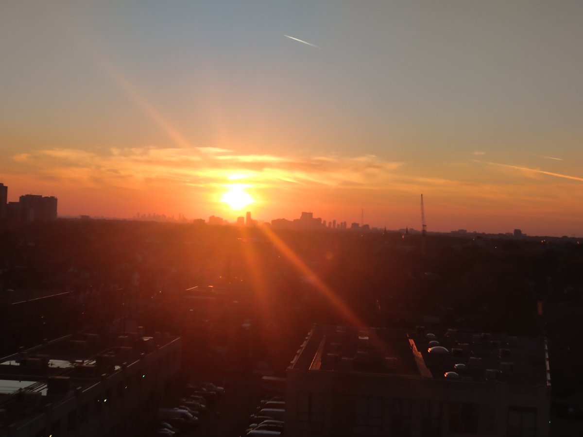 SamTecle's tweet photo. sunset o'clock after #Mapat20 altered our orientation to time, history, cartography and belonging... https://t.co/8bHItBDVnr