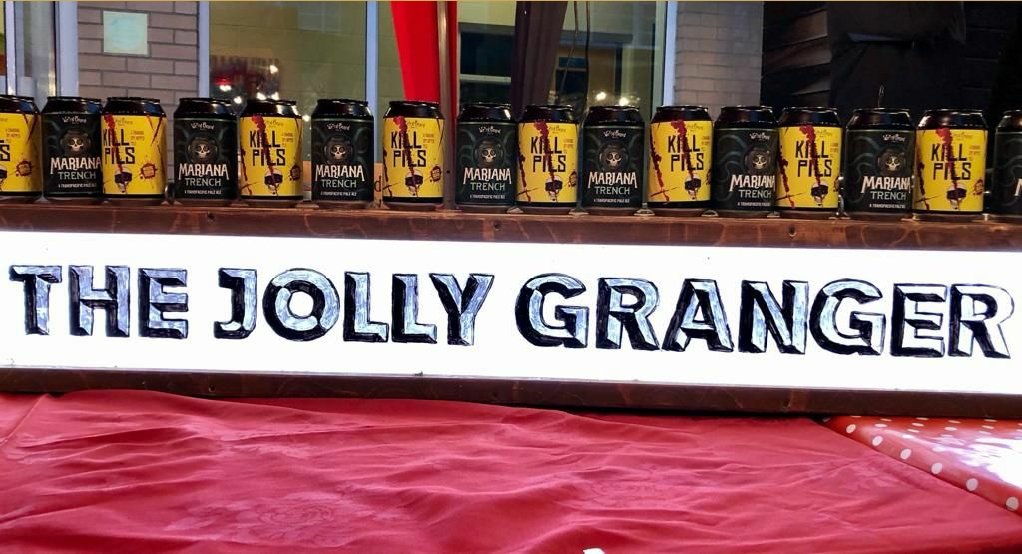 Fantastic to see <a href="/WeirdBeard_Brew/">Weird Beard Brew Co</a> at <a href="/GrangePTAEaling/">GrangePTAEaling</a> Festival of Light event. Super tasty! Supporting #localbusiness #community #fundraising