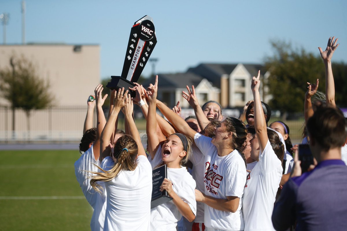 GCU_Lopes's tweet photo. Your 2021 WAC tournament champs! 🏆 https://t.co/aBtucJAx9X