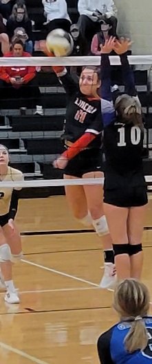 CoachD4410's tweet photo. Not only did @baylie_girres team win the championship, she was named MVP of the tournament 👏 
Thank You @KMASports for an  amazing tribute to our area Seniors 
#ProudCoach @ALHSathletics https://t.co/OP9CO76cCa