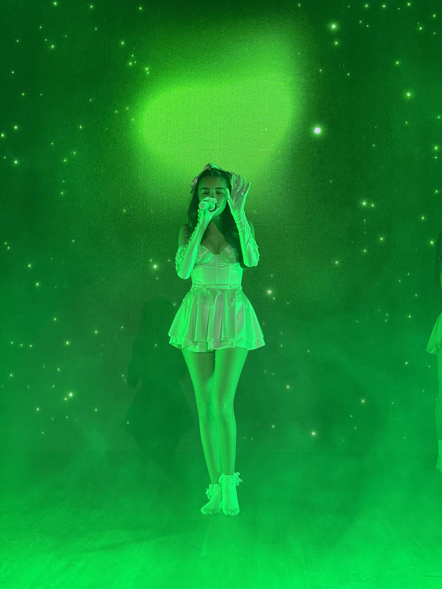 thank you for last night <a href="/madisonbeer/">madison beer</a> i am forever grateful 🤍