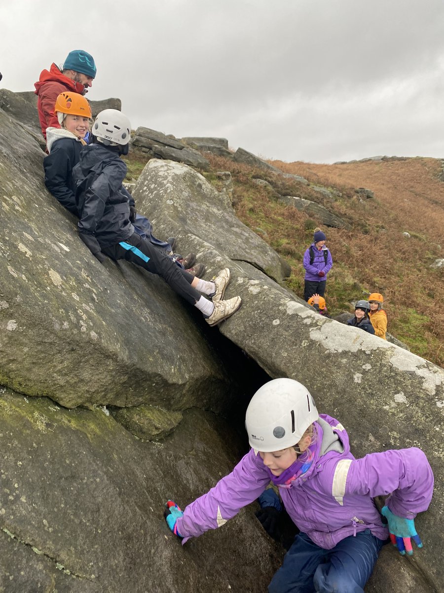 LaxtonJunior's tweet photo. A group from #LJSYear6 took part in a hiking and weaselling trip to the Peak District, testing their navigation skills and weaselling through cracks between boulders too. The day involved lots of teamwork and the children had a fantastic day! @peakdistrict #adventure #WeAreLJS https://t.co/7ioYV6M8l4