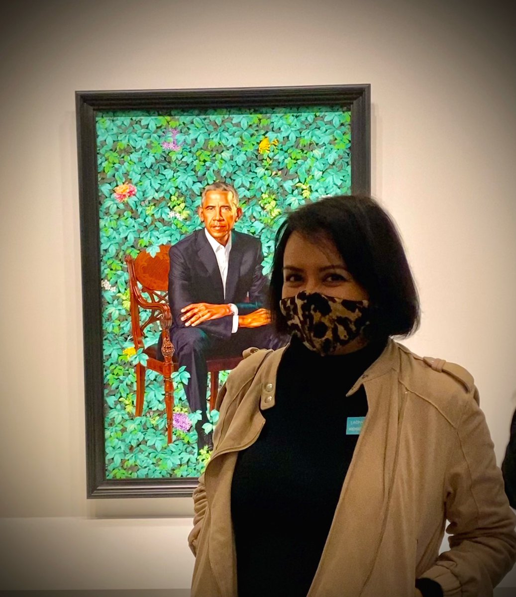 #selfieswithbarry @BarackObama #44       
@LACMA 

#mypresident #theobamaportraits
