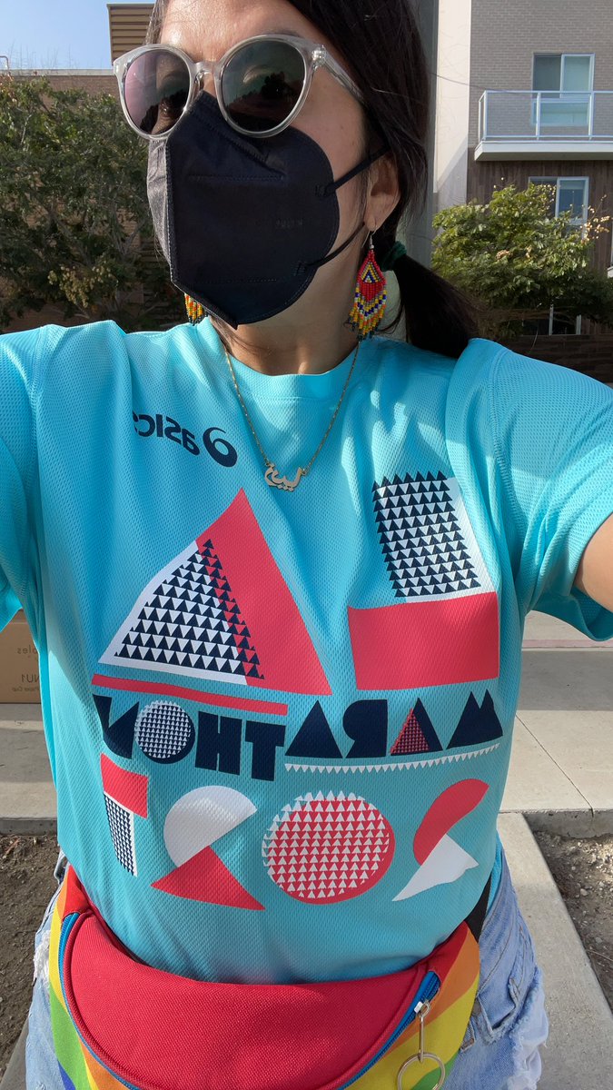 DJZibaZ's tweet photo. Water volunteer at mile 25 with #TeamLAPL! @lamarathon https://t.co/rp9ecH4kwq