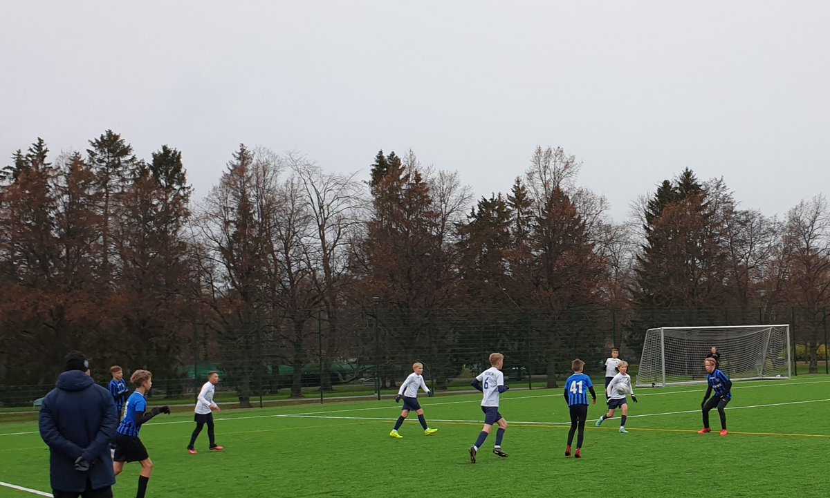 Viikonloppuna palattiin pelien pariin. Lauantaina Winterliigassa vastassa FC Flora,  ja tänään toisella ryhmällä harkkapeli FC Interin kanssa Kupittaalla. Molemmista niukka maalin tappio.  Kiitokset vastustajille 👍⚽️