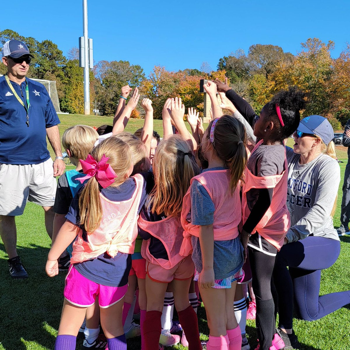 SAEagleSports's tweet photo. Another exciting Sunday SISL with Coach Kate! #stratfordsoccer #oss https://t.co/9EMmtcAYaL