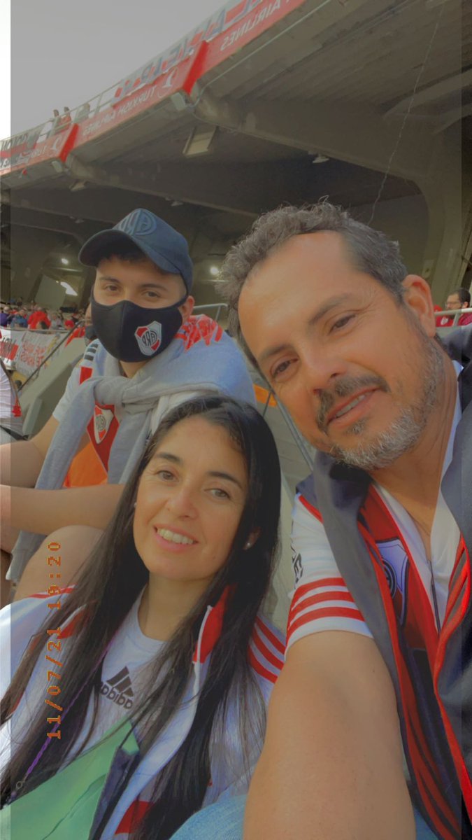 neri_RM's tweet photo. #fotomonumental Domingo ❤️@cariverplate https://t.co/DgvyMrVSK2