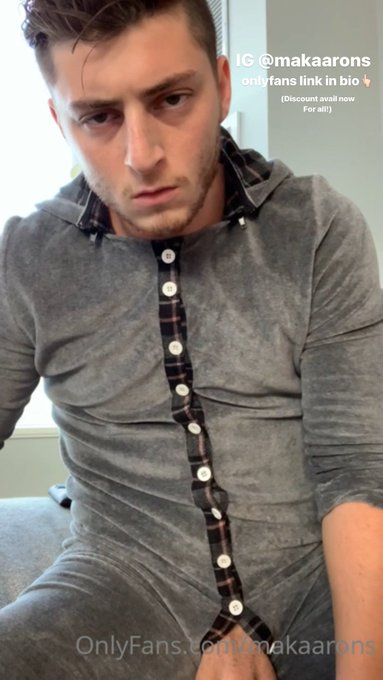 Winner announced on my IG! Don&rsquo;t miss my no nut November sale!🖤  https://t.co/rMh943I1wQ https://t.c