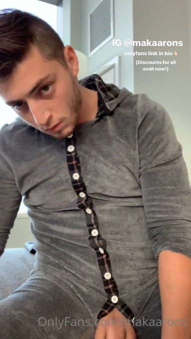 Winner announced on my IG! Don&rsquo;t miss my no nut November sale!🖤  https://t.co/rMh943I1wQ https://t.c