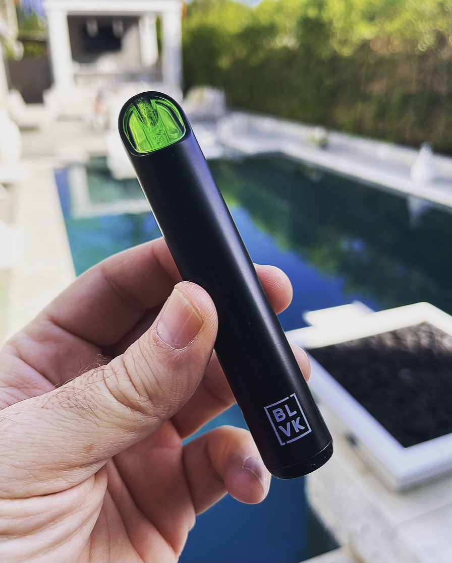 DripNvape 💦 tweet media