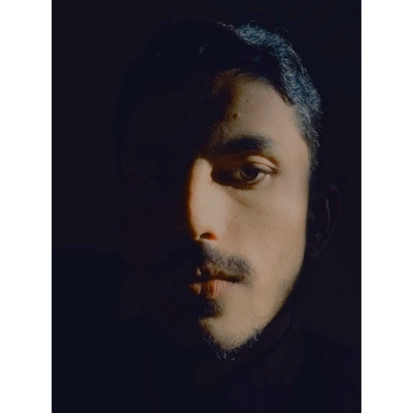 malikaraish_69's tweet photo. Before it was about lyrics and now it's about the words ..... 🎶🎧
#Ar_69 #sunshine #meattwenty https://t.co/TWxpOtiHlU