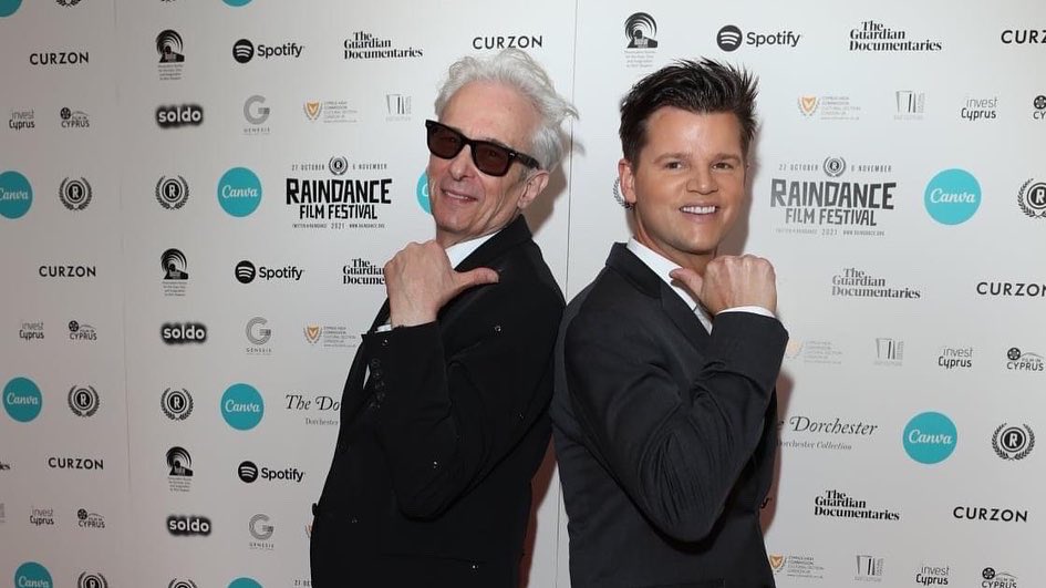 SGRAYHM's tweet photo. @elliot_grove @Raindance It was an honor to return to @Raindance as a 1st time feature filmmaker! 

@elliot_grove &amp; team, many thx for giving smaller films an international platform!

A big shoutout to all the sponsors &amp; volunteers who provided the makings of an unforgettable experience!
@SinchaneeMovie https://t.co/Nw4vBJj688