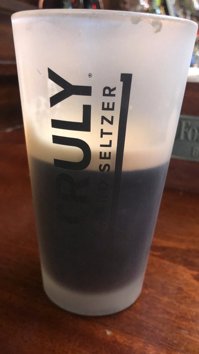 nfd5034's tweet photo. Truly a new low #horrificpints #pints https://t.co/bu45NDxqhG