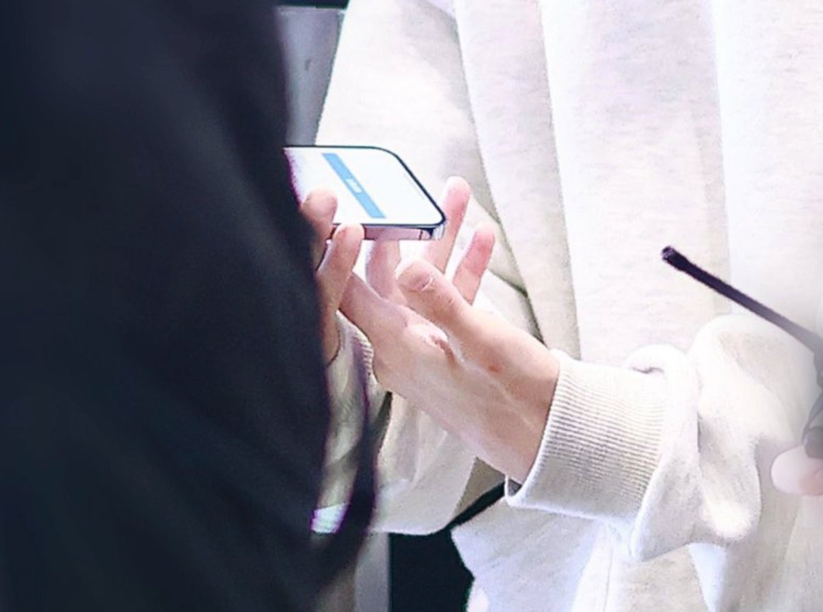 luhanshands's tweet photo. https://t.co/BSEqh0EScl