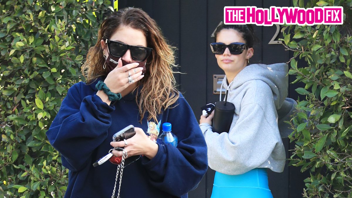 HollywoodFix's tweet photo. #AshleyBenson &amp; #SaraSampaio Take Off From #FormaPilates Class Together In West Hollywood, CA 11.5.21 https://t.co/tGZtPxdAye https://t.co/QMGzYc8TGm