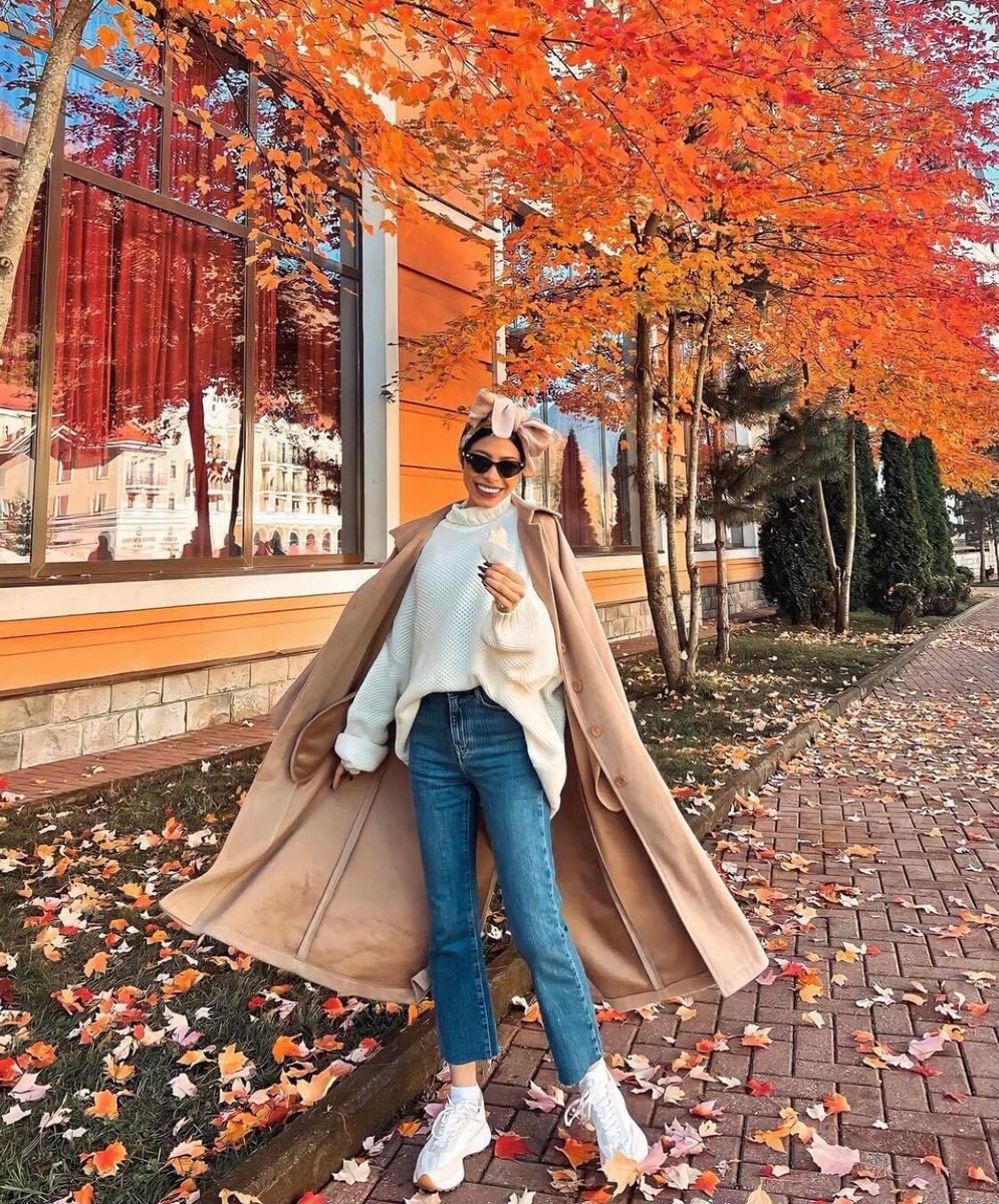 Menna_Elsony3's tweet photo. احلى احساس ايس كريم واتمشى في مكان برد ❄️🍁 https://t.co/UVqXJ9uiMM