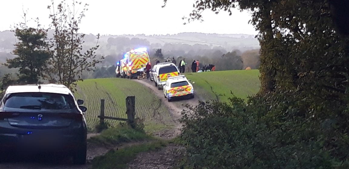 DerbysRPUBikers's tweet photo. RTC reported #quarndon.
Nuisance off road bike on farmers field without permission collides with vehicle.
Rider suffers minor injuries and investigations ongoing.
Alot of resources tied up Including @Helimed54 for something entirely avoidable.
#ASB
Inc 679 07/11/21. https://t.co/DynfMDMnYx