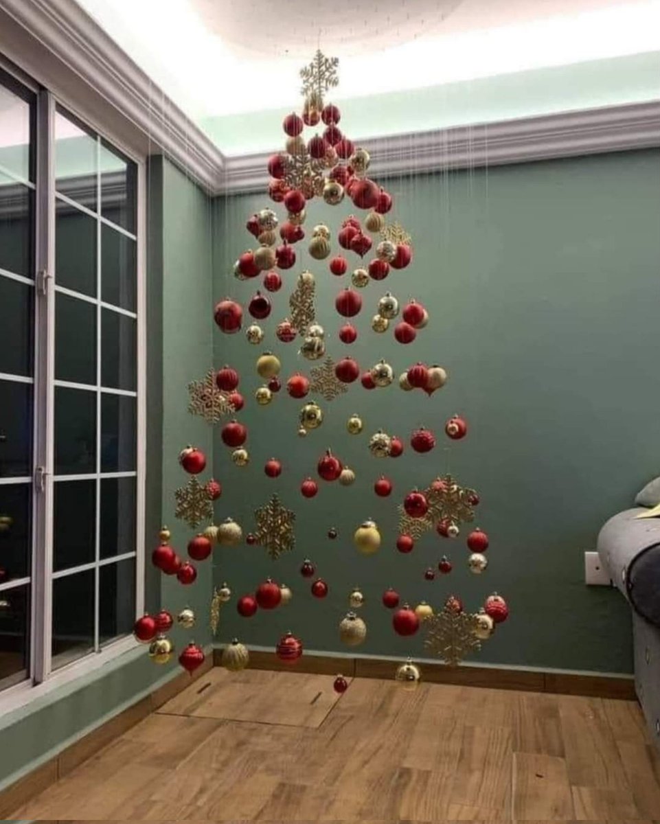precisebydesign's tweet image. What an awesome idea for a holiday tree.  @precisebydesign is going to give it a go this year.   Stay Tuned!!! #professionalorganizer #precisebydesign #declutter #organize