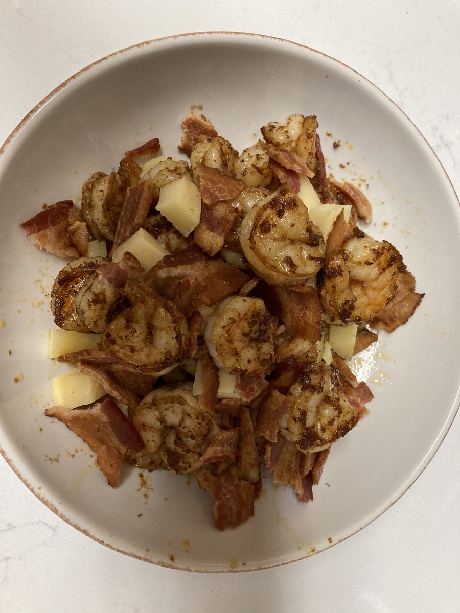 sambeaux64's tweet photo. Sautéed shrimp, bacon, Swiss cheese chunks. A day off from work = fun cooking! #keto #CarniCore #seafood #bacon #swisscheese
@KenDBerryMD and @jerryteixeira definitely saved my life! (Movement later today, JT!) https://t.co/MLAfgRRuTn