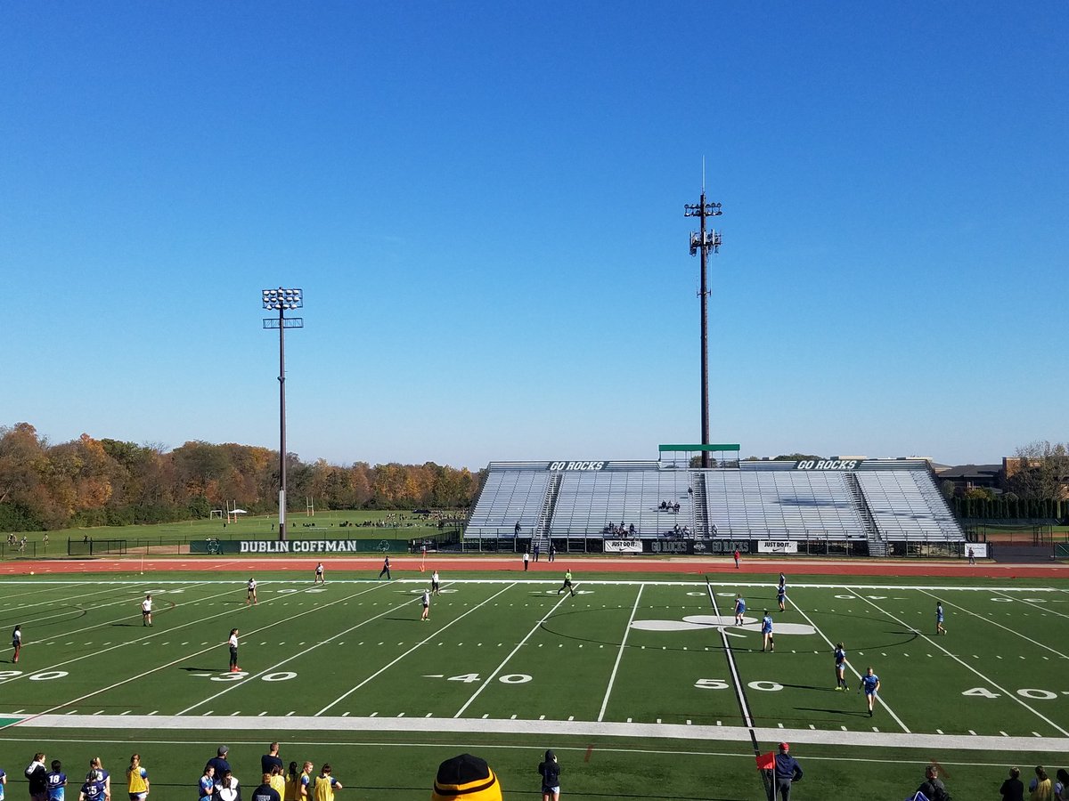 strauss_mom's tweet photo. LETS GO @mentor_girls LADY CARDS! #rugbymom #thatsmygirl #onceacard #statetournamenttime @RugbyOhio https://t.co/Shr3bBlroH