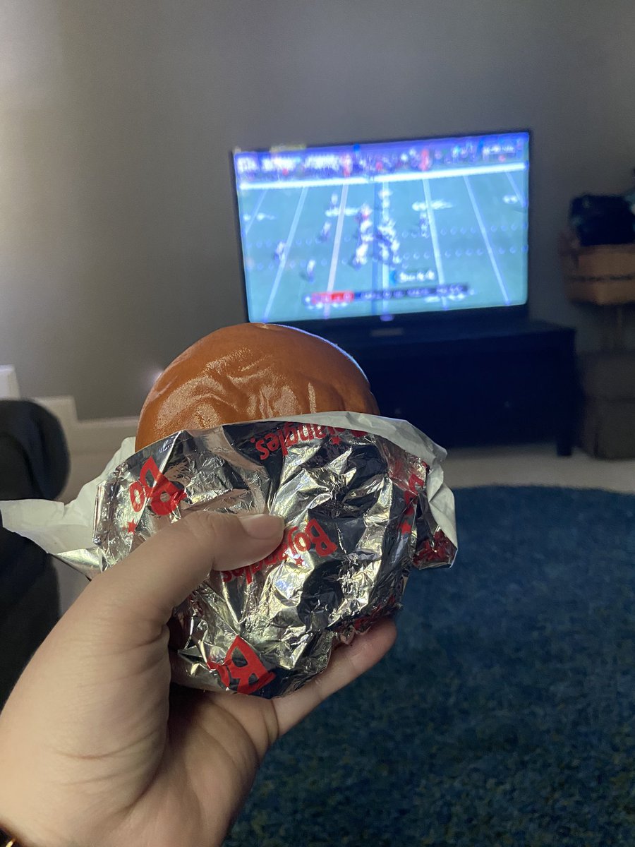 ARob1694's tweet photo. The way every Sunday should be @Bojangles @Panthers #KeepPounding https://t.co/484jgXXpjU