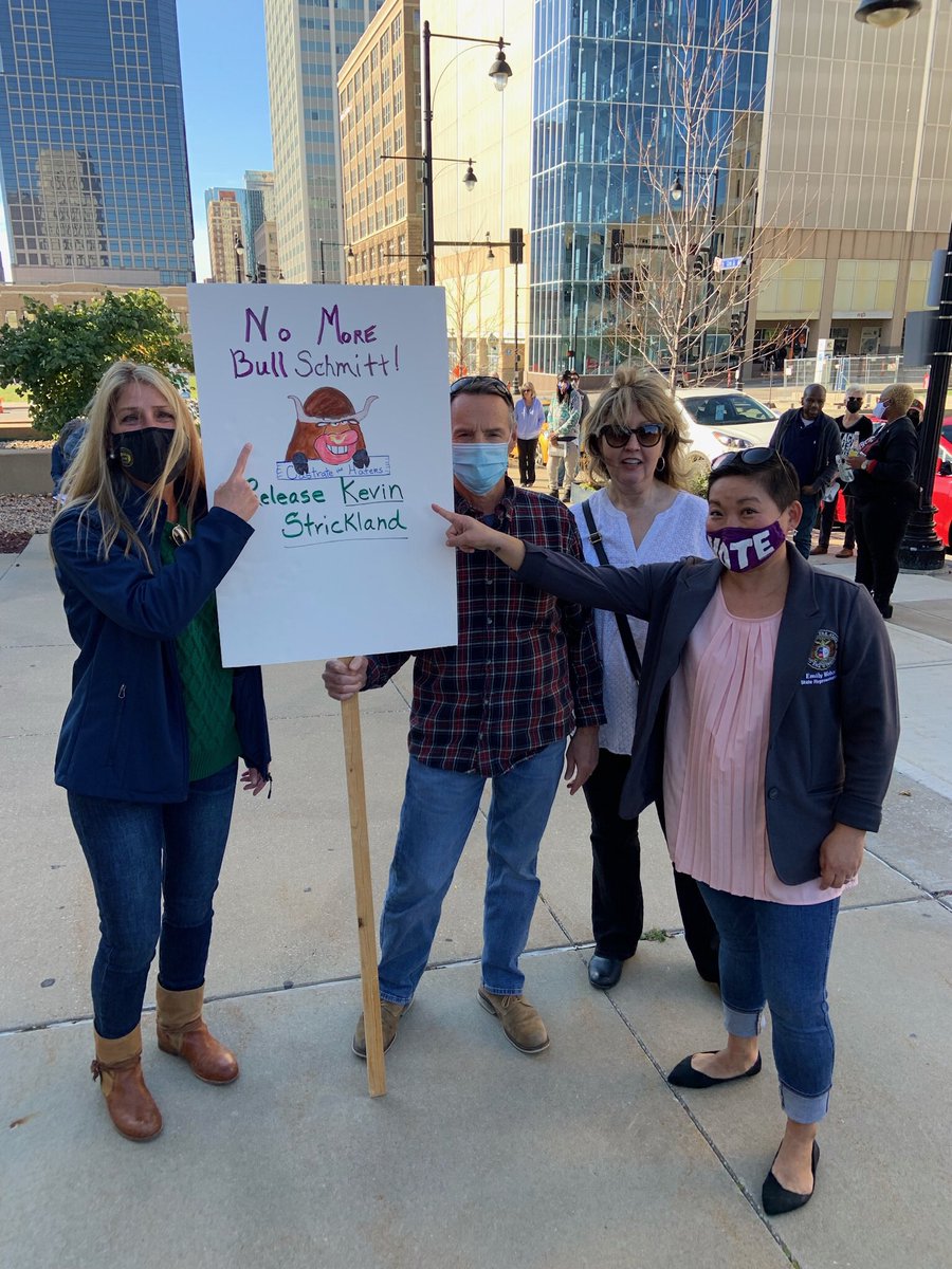 Patty4MO's tweet photo. … (2/2) all over the US fighting for justice. Fighting for other people like Mr. Strickland who should not be incarcerated. Mr. Strickland’s case starts tomorrow. All eyes on MO & we must free him! #MOLeg #JusticeForKevinStrictland #NotOneMoreDay https://t.co/fE9BfWMHtj