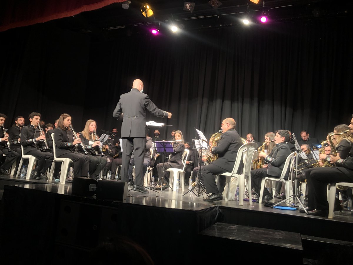 #MÚSICA + #SOLIDARIDAD. Gran concierto de la <a href="/BM_Aznalcollar/">Banda Municipal de Aznalcóllar</a> organizado por <a href="/GranPoderBM/">Hermandad Gran Poder</a> y presentado por <a href="/susanaherrerama/">Susana Herrera Marquez</a>, en el que la #DonaciónDeÓrganos siempre estuvo presente. <a href="/AytoBollullosM/">Ayto. Bollullos de la Mitación</a> <a href="/ONT_esp/">Organización Nacional de Trasplantes</a> <a href="/RICOMSevilla/">Colegio de Médicos de Sevilla</a> #ASacro #TDSCofrade <a href="/ArzobispoSaiz/">José Ángel Saiz Meneses</a> <a href="/Archisevilla1/">Archidiócesis de Sevilla</a> <a href="/fjmonrod/">Fco Javier Montiel</a>