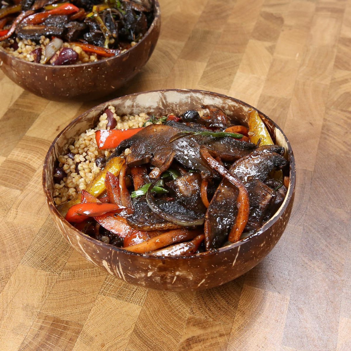 OriginalFlava_'s tweet photo. π¨MONDAY (TOMORROW)AT 6.30PMπ¨ we are going LIVE on FB & INSTA cooking up some Mushroom Pepper steakπ #NaturalFlava #meatlessmonday
Get your ingredients together and lets get cooking π¨πΎβπ³
ββ https://t.co/qL1E8eIcft