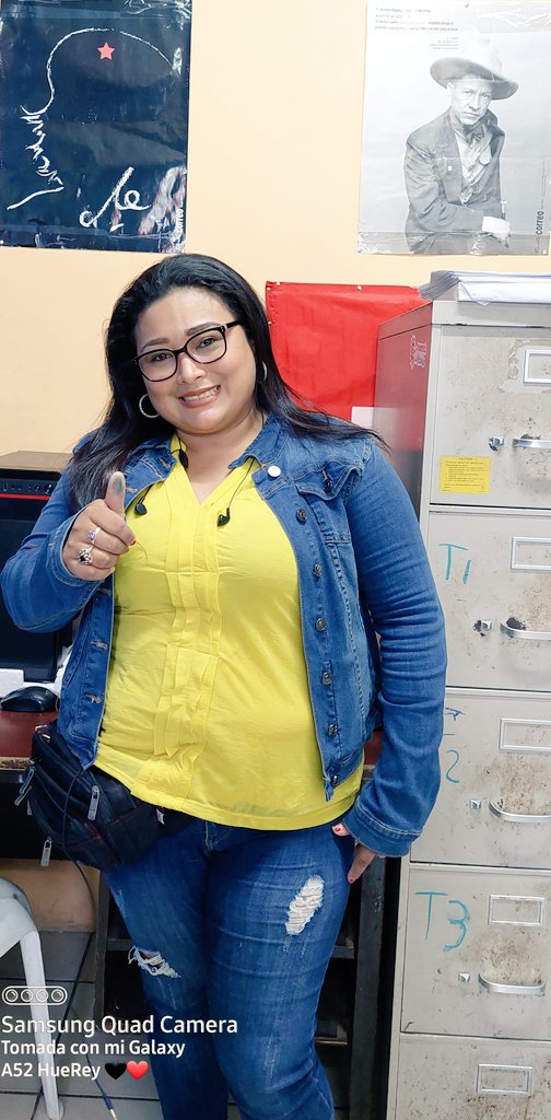 Ya cumplí nuevamente 🗳✊🏻🎊 #EleccionesSoberanas2021 🎊

#UnidosEnVictorias 
#NicaraguaTriunfaÉsta 
no la discutimos, nada más las defendemos
Y es que aquí ya no queremos injerencia de extranjeros!