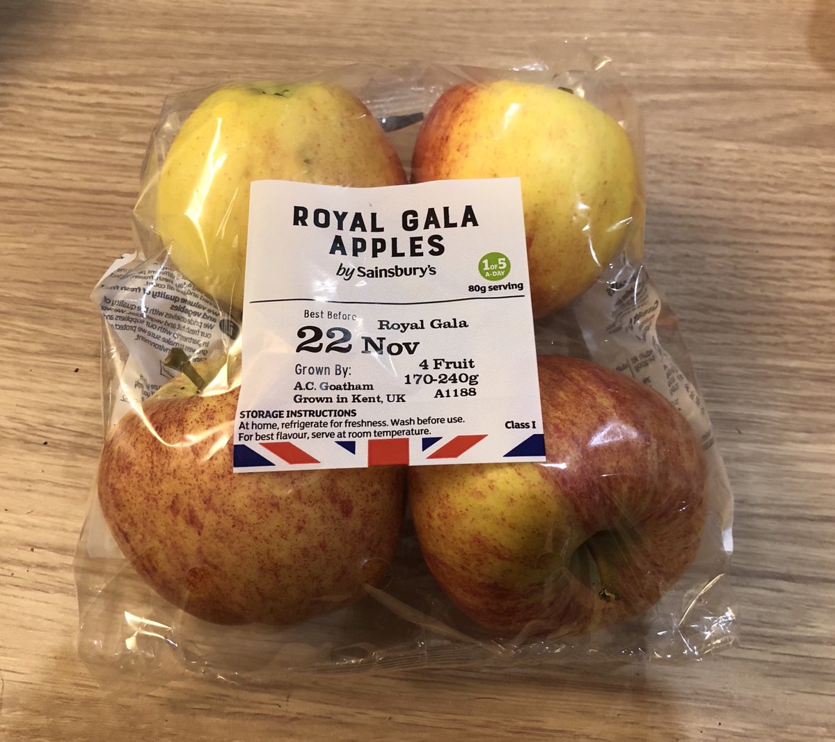 rltaylor37's tweet photo. Thank you ⁦@sainsburys⁩ for stocking UK grown apples. So much tastier than the ones shipped in from New Zealand. More like this please ⁦@ACGoatham⁩ https://t.co/rA1sT95BAL