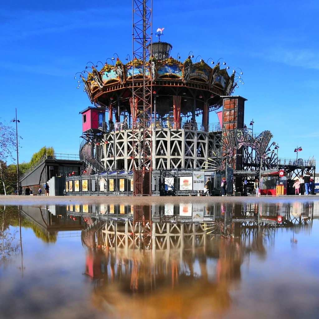 RaimbertE's tweet photo. Carrousel des mondes marins, Nantes

#igersnantes #nantes #igersfrance #liledenantes #lesmachinesdenantes #lesmachinesdelile #puddle #puddlegram #igers #reflection #hello_france 

#etod79_44 #etod79_city #etod79_puddle https://t.co/fs30wSkcE8 https://t.co/uQHpLgxoe2