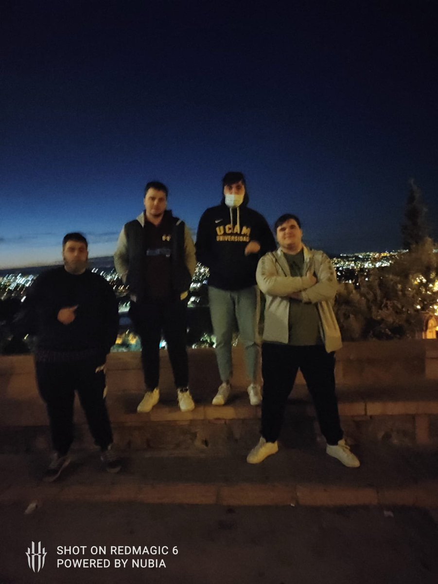 A qué queréis que os ganemos? <a href="/HTVPatterson/">Patter.</a> <a href="/Frosty_Yikes/">Frost</a> <a href="/Deadlywrgg/">Deadly</a>