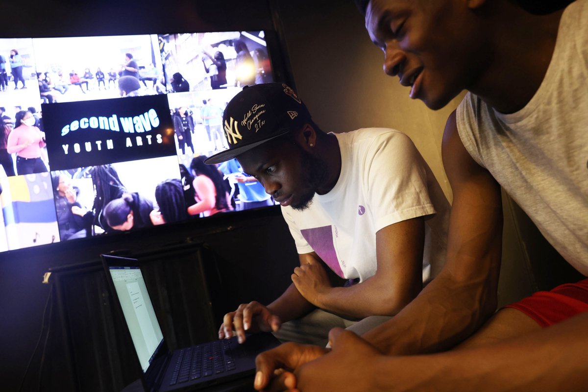 FREE after-school &amp; weekend training workshops for young volunteers. Aged 15-24 yrs? Want to get creative and support other young people? Text 07943 201307
<a href="/DeptfordGreen/">Deptford Green</a> <a href="/Addeys300/">Addey and Stanhope</a> <a href="/YoungArtsL/">Young Arts Lewisham</a>
<a href="/HabsHatcham/">Haberdashers' Hatcham College</a> <a href="/bonus_pastor/">Bonus Pastor Catholic College</a> @IAmLewisham
 <a href="/newshopper/">newshopper</a> <a href="/cllrmillbank/">Cllr Joan Millbank</a> <a href="/Brenda_Dacres/">Brenda Dacres OBE</a>