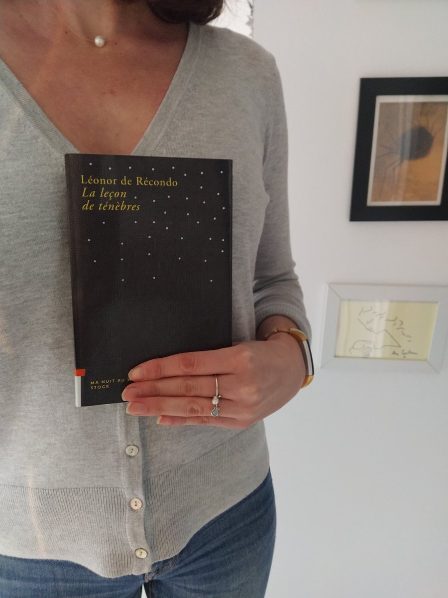 ccglosable's tweet photo. [Récit] Léonor de Recondo choisit le musée de Tolède pour une nuit caniculaire, spirituelle et très sensuelle en compagnie des œuvres de Le Greco, de son violon et de Domenikos lui-même.
Elle nous livre ainsi un très beau texte qui se lit d’une traite. https://t.co/8PDG7cXHiB