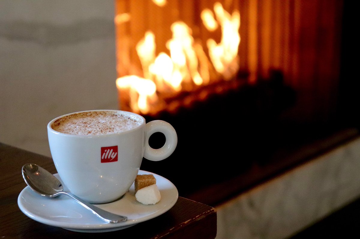 With the weather getting cooler, come cozy up in our Café with a steamy cappuccino on National Cappuccino Day!
#CafeZincMidland #findyourelement #downtownmidlandmi #downtownmidland #gogreatlakesbay #cappuccino