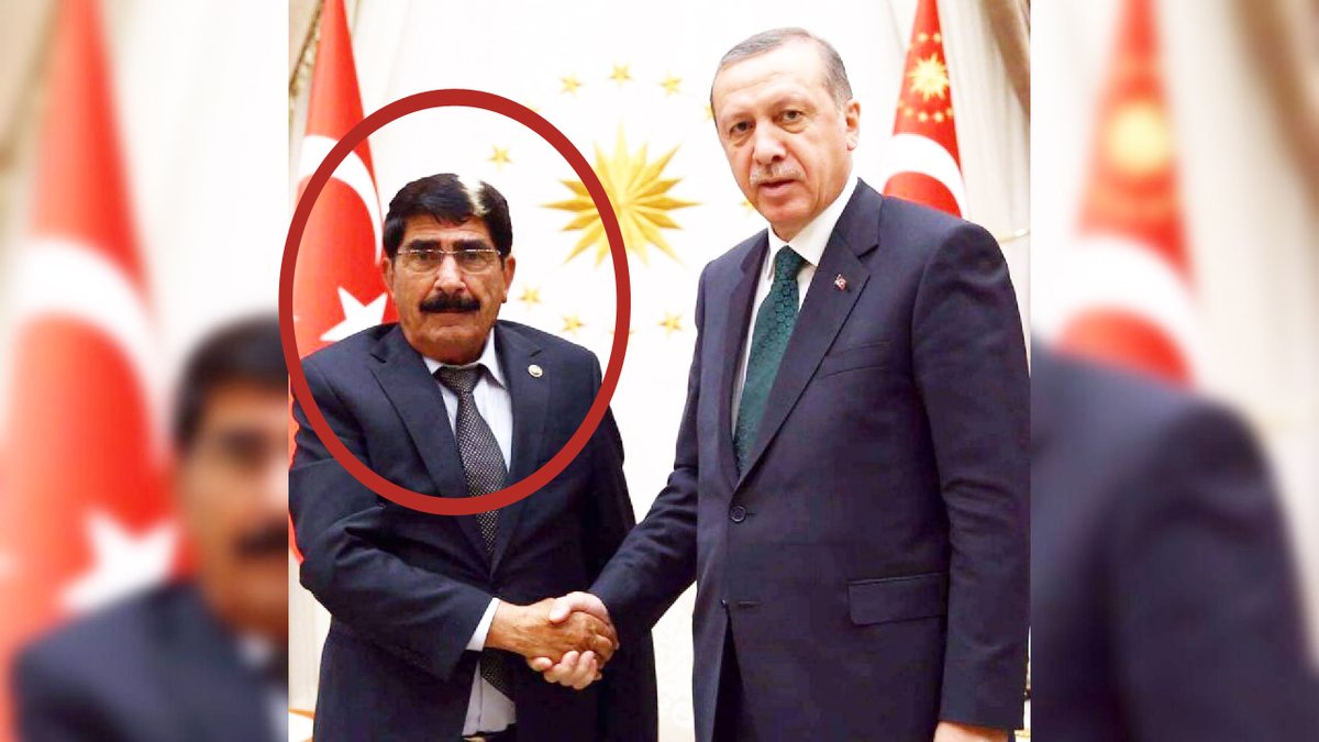 y_ozgurpolitika's tweet photo. 📌Devletin yerel ağası: Baho

◼️Muhtarken korucu olduktan sonra devletin yereldeki iş birlikçi eli olan ve giderek güçlenen korucubaşı ve belediye başkanı Bahattin Aktuğ, ailesiyle birlikte hem ilçeyi yönetiyor hem de palazlanıyor.

https://t.co/75HxFXxVP4
https://t.co/3JnvUofq2a https://t.co/upHhq8czwZ