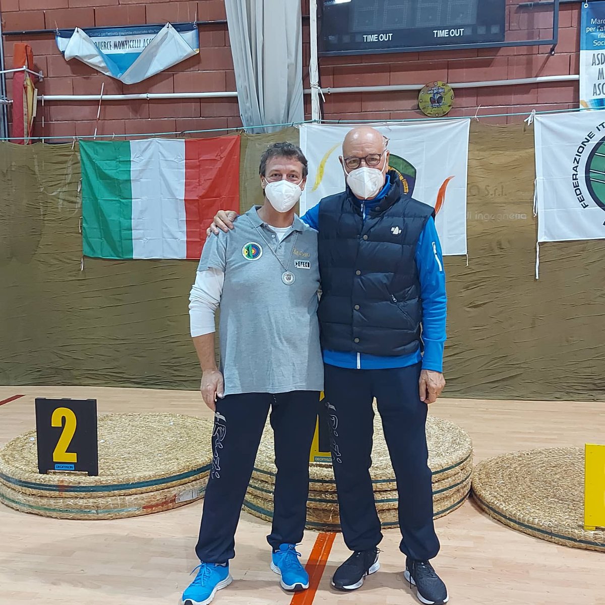 Gara .... con Claudio D'annibale classificato al 2° posto con l'arco olimpico e Giuseppe alla sua prima gara .....