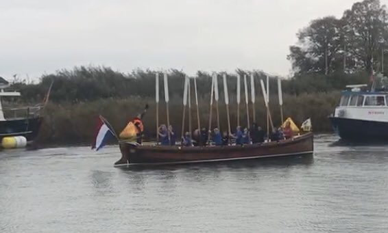 Het geweldig mooie weekend van de studenten #aot en #maritiem van <a href="/Noorderpoort/">Noorderpoort</a> <a href="/EnergyMaritime/">NP Energy & Maritime</a> <a href="/MuidenPampusM/">Muiden Pampus Muiden</a> <a href="/sloeproeienNL/">Sloeproeien Nederland</a> in 4 foto’s weergegeven.