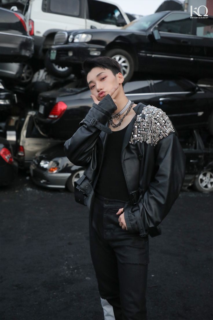 lrChittaprrrr's tweet photo. Day 5 GENTE VOTEM NO SITE TAMBÉM, NEM Q SEJA UM VOTINHO ESSE PREMIO TEM Q SER DOS MENINOS E MOSTRAR O QUÃO EMPENHADAS AS ATINYS SAO

O SITE AQ: https://t.co/Ak41rD6fmN
#MAMAVOTE #ateez @ATEEZofficial https://t.co/g7T36iG0rw