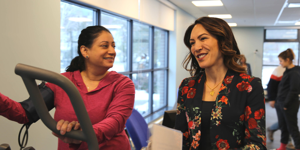 Our own <a href="/DrMaryJung/">Mary Jung (she/her/hers)</a> will be on the early edition of AM 1150 tomorrow at 8:20am! 

Tune in live to hear more about our FREE events next week to help YOU improve your health!

iheartradio.ca/am-1150/shows/…