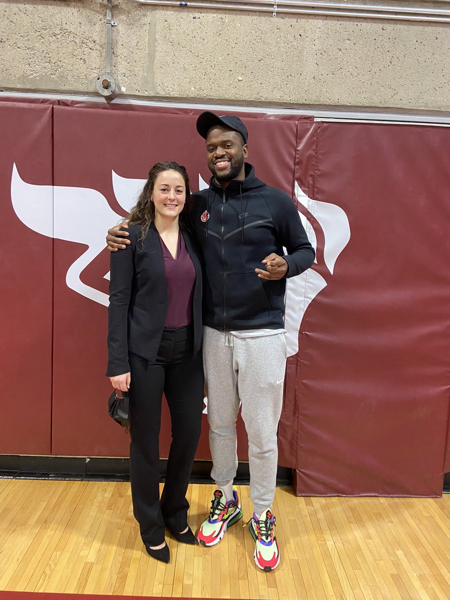 coacho365's tweet photo. A pair of wins for my friend @joly_roseanne who also happens to be the youngest USports head coach is the country 🇨🇦 Keep inspiring 💯 https://t.co/Ly6NrVLJqQ