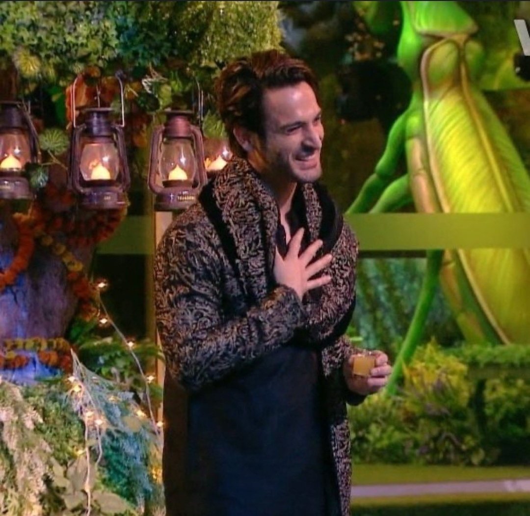 SaminaJahan7's tweet photo. Another 1m Trend with our Boy 

AUDIENCE WITH UMAR RIAZ https://t.co/72eMUYCRpc