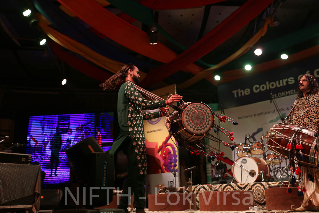 LokVirsa's tweet photo. The Lok Mela celebrations have come to an end.  
#lokmela2021 #NIFTH #Islamabad #MusicalNight #Culture #traditional #Pakistan #revivalofculture #artgallery #art #heritage #trending #trend #exhibition #artisans #punjab #sindh #Balochistan #Gilgit #KPK #AzadKashmir #Kashmir https://t.co/wgaQ7yPkoV