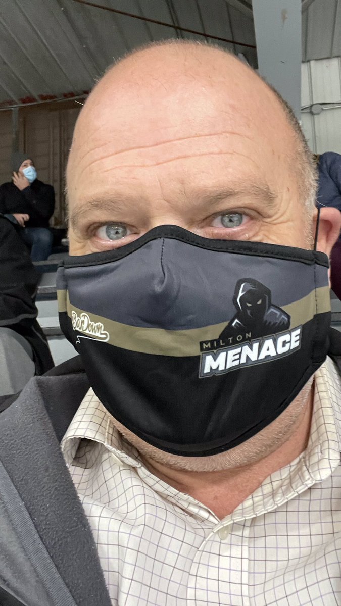 Mike_Cluett's tweet photo. A battle between north Halton rivals @RickBonnette1 #LetTheMenacingCommence Go @MenaceOJHL !!! 😀 https://t.co/s2LhxKccqI