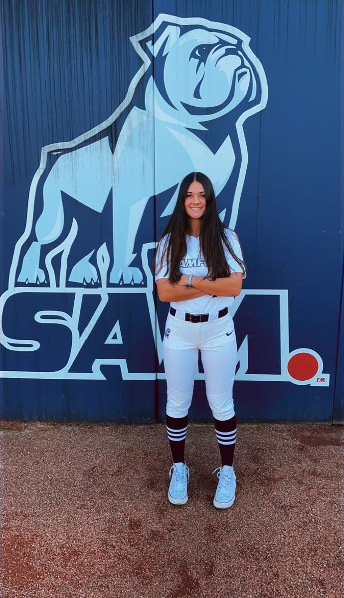 weems2023's tweet photo. I am very blessed to announce that I have verbally committed to further my academic and athletic career at Samford University. I would like to thank my coaches, team mates, friends, and my family for providing all the love and support throughout these years. Go bulldogs!❤️💙 https://t.co/1x9RmRnUtH