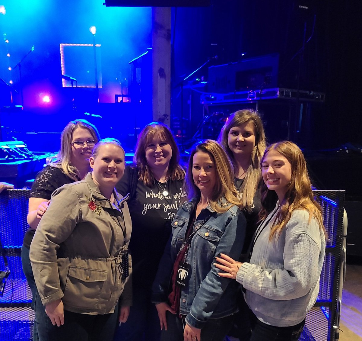 rkcountrygirl's tweet photo. Vacationing and introducing Josie to some of my favorite music people-  WINNING! #ROADTRIPS @josjosbear https://t.co/1pX83iGcbo